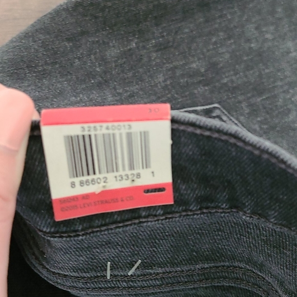 Nwt Levi's denim skirt size 30 - Picture 3 of 4